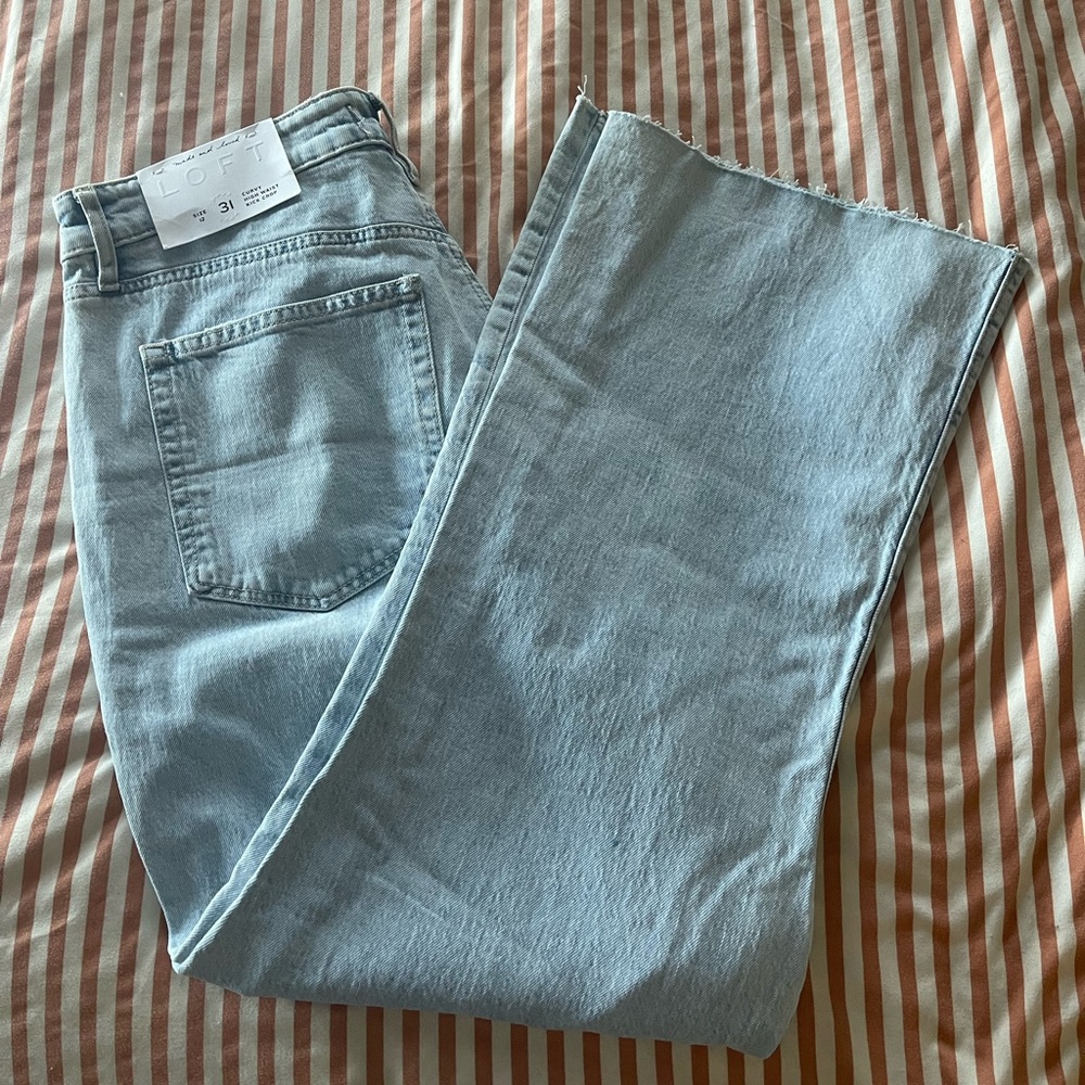 Loft, kick crop, high waist, light wash curvy jeans.